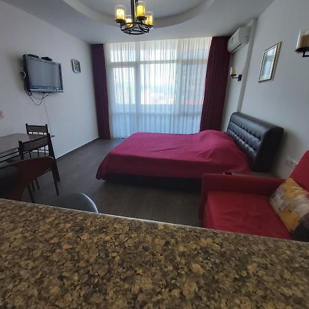 Appartement Apartament Premium Klass à Batoumi Extérieur photo