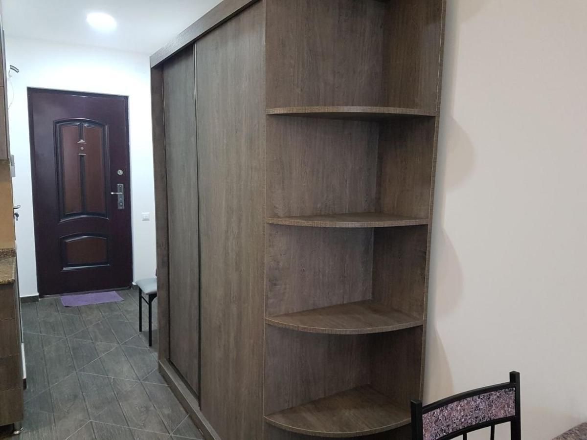 Appartement Apartament Premium Klass à Batoumi Extérieur photo
