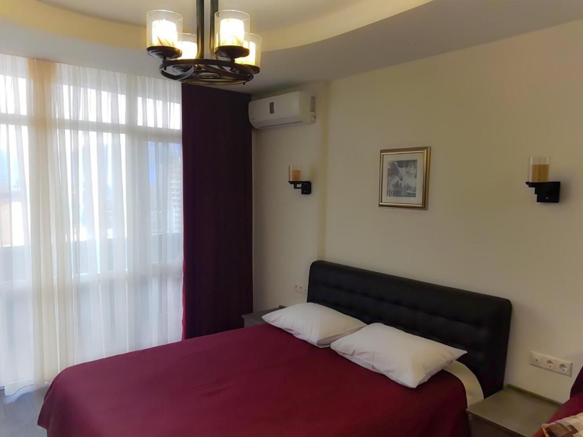 Appartement Apartament Premium Klass à Batoumi Extérieur photo
